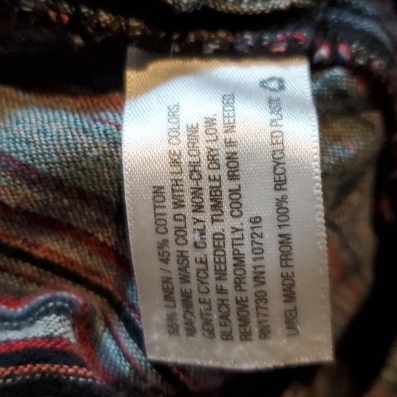 Universal Threads shorts size M - Picture 4 of 4